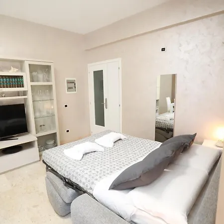 Unique Tiburtina Rom