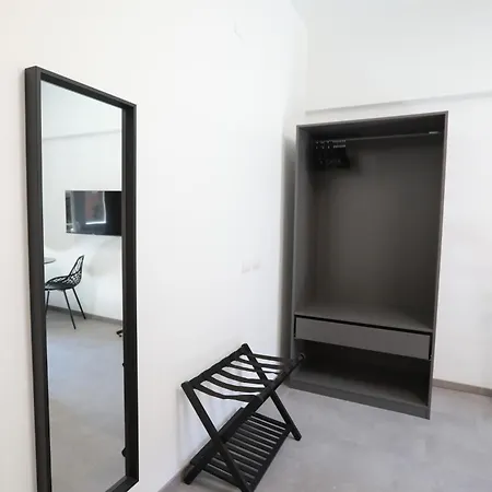 Unique Tiburtina Couette-café