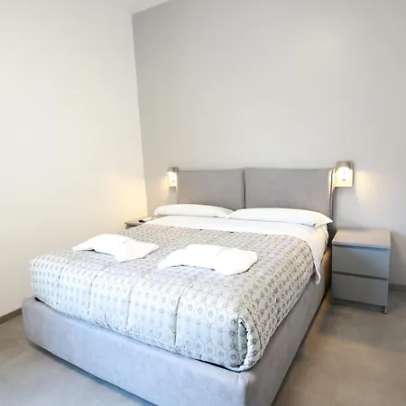 Unique Tiburtina Bed & Breakfast Rome