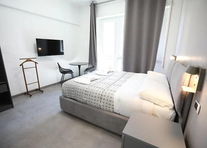 Unique Tiburtina ローマ