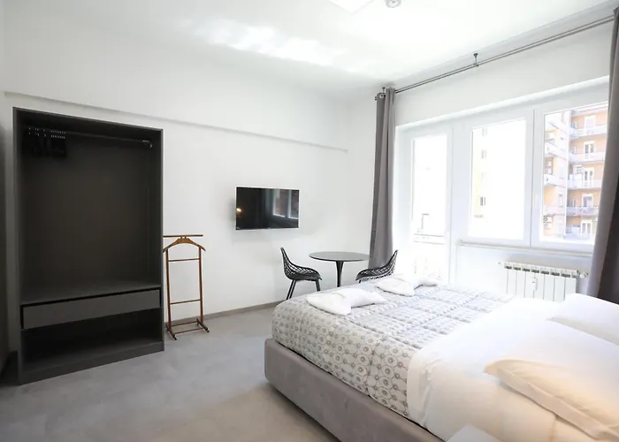 Unique Tiburtina * ローマ